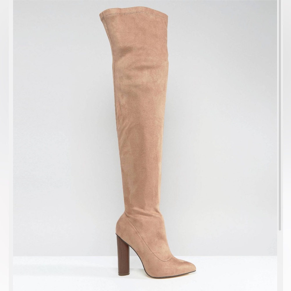 Over The Knee Stretch Boot - Picture 2 of 9